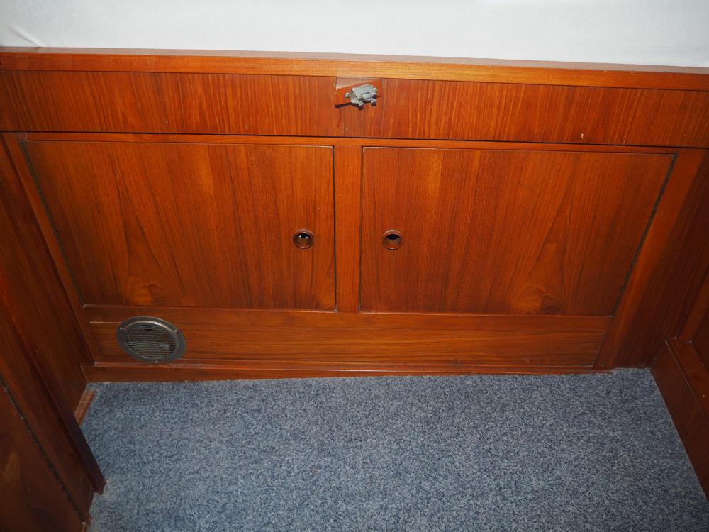 Aft cabin, Accommodation